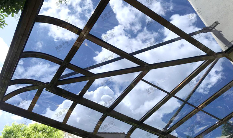 透明雨棚用什么材料好.jpg 透明雨棚用什么材料好.jpg