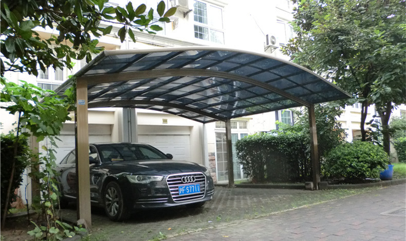 緊跟時(shí)代腳步，美觀又實(shí)用的鋁合金車棚。