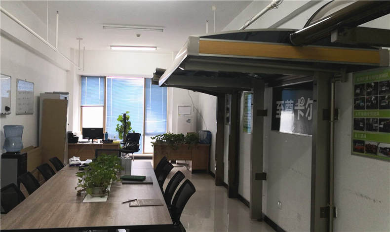 有自己的工程隊，無店面，能加盟至尊卡爾嗎？