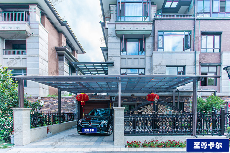 至尊卡爾車棚設計：唯有將生活提純才能找到合適的汽車棚