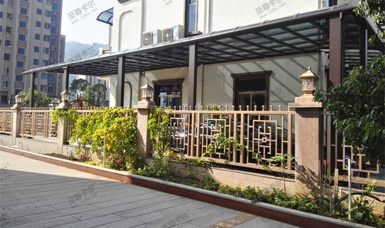 走廊過道雨棚為什么要用耐力板雨棚?