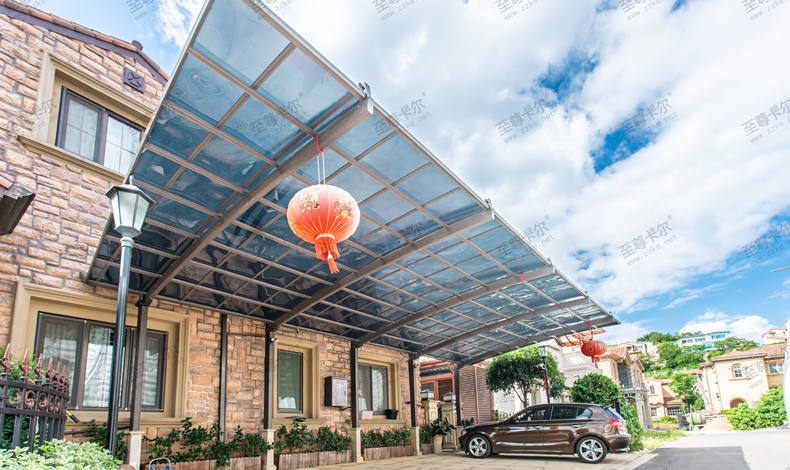 至尊卡爾車棚怎么樣？這篇文章詳細來介紹