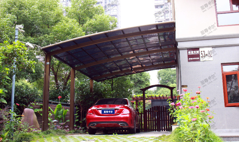 如何挑選一款優(yōu)質(zhì)車棚？知道它一招幫你搞定！